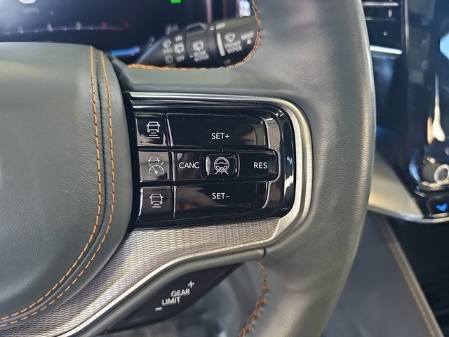 2023 Jeep Grand Wagoneer Series III