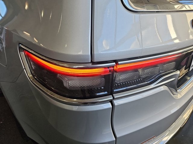 2023 Jeep Grand Wagoneer Series III