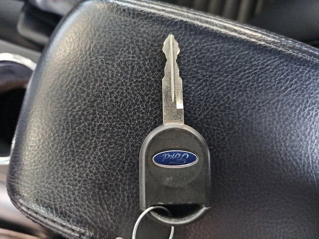 2003 Ford Thunderbird Deluxe