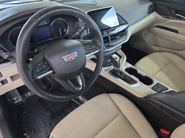 2023 Cadillac CT4 Premium Luxury