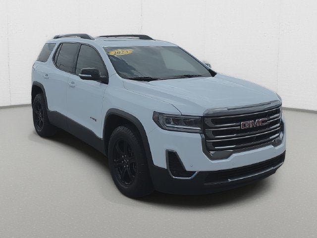 2023 GMC Acadia AT4