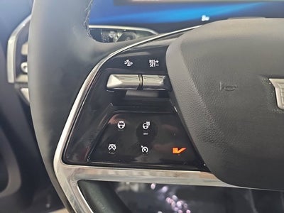 2026 Cadillac VISTIQ Luxury