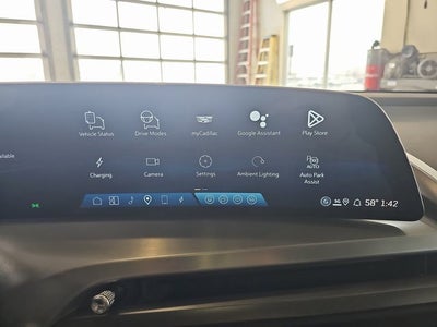 2026 Cadillac VISTIQ Luxury