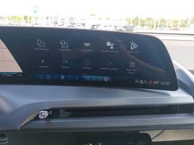 2026 Cadillac VISTIQ Luxury