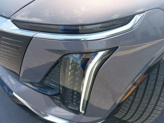 2026 Cadillac VISTIQ Luxury