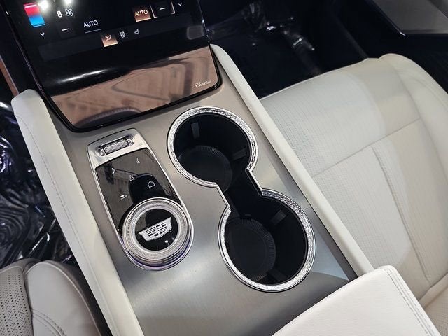 2026 Cadillac VISTIQ Luxury