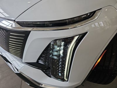 2026 Cadillac VISTIQ Luxury