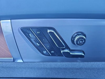 2026 Cadillac VISTIQ Premium Luxury