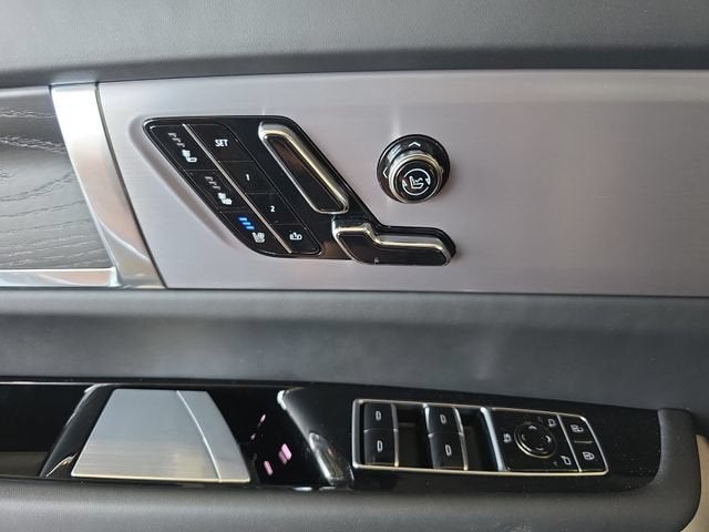 2027 Cadillac VISTIQ Platinum