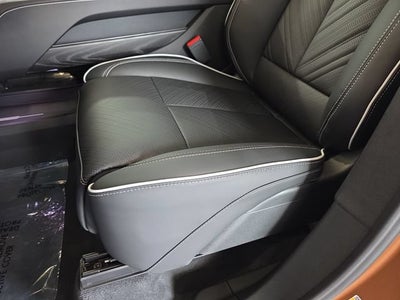 2027 Cadillac VISTIQ Platinum