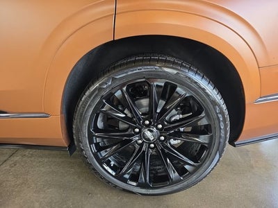 2027 Cadillac VISTIQ Platinum