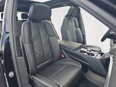 2026 Cadillac VISTIQ Platinum