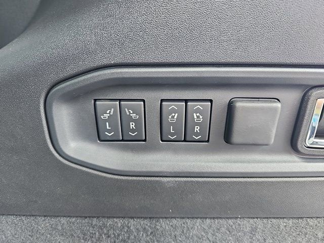 2026 Cadillac VISTIQ Platinum