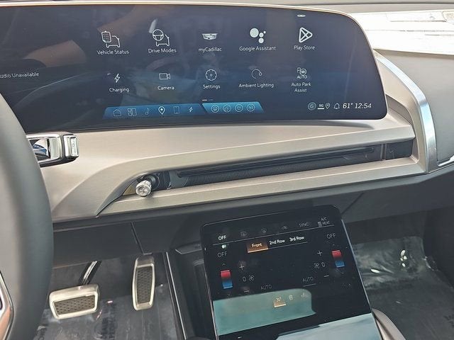 2026 Cadillac VISTIQ Platinum