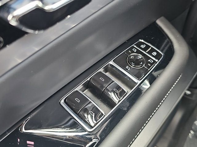 2026 Cadillac VISTIQ Platinum