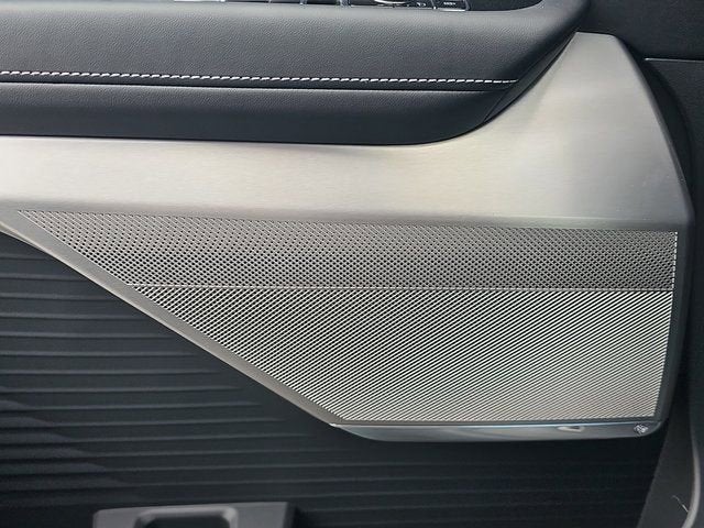 2026 Cadillac VISTIQ Platinum