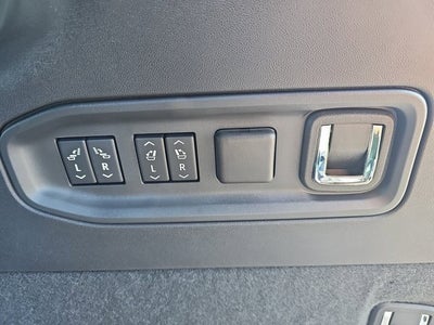 2026 Cadillac VISTIQ Platinum