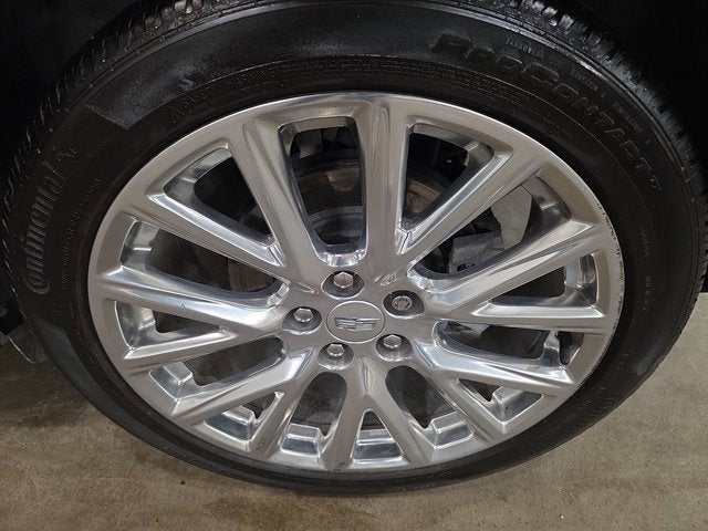 2022 Cadillac XT4 Premium Luxury