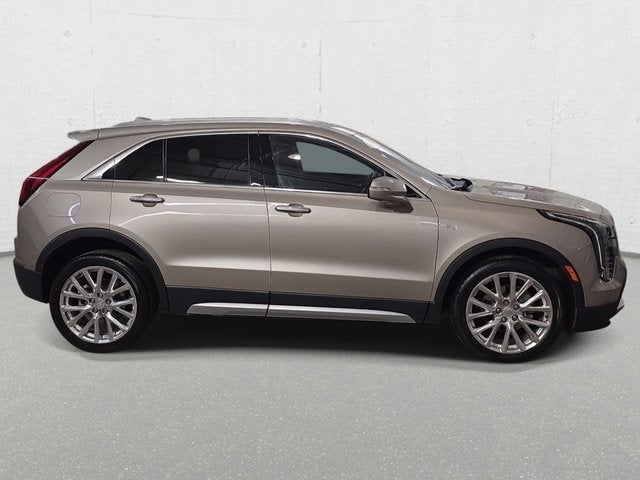 2022 Cadillac XT4 Premium Luxury