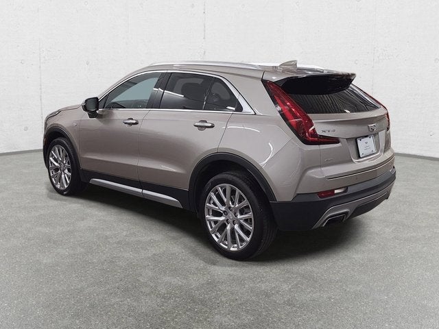 2022 Cadillac XT4 Premium Luxury