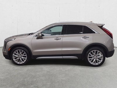 2022 Cadillac XT4 Premium Luxury