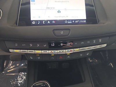 2023 Cadillac XT4 Premium Luxury