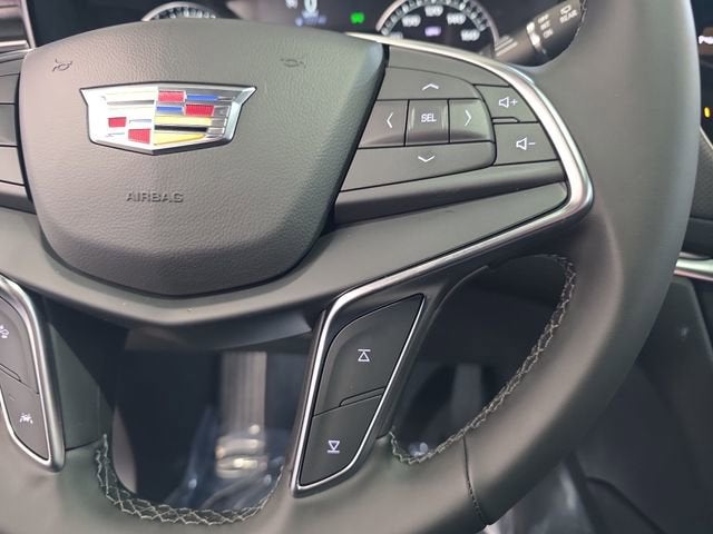 2026 Cadillac XT5 Luxury