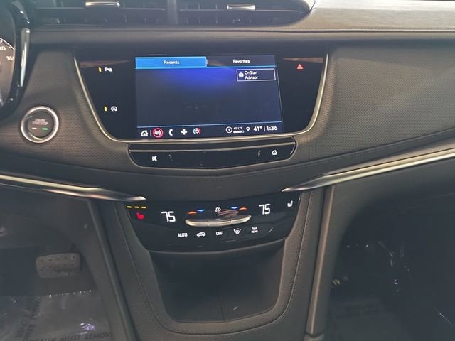 2026 Cadillac XT5 Luxury