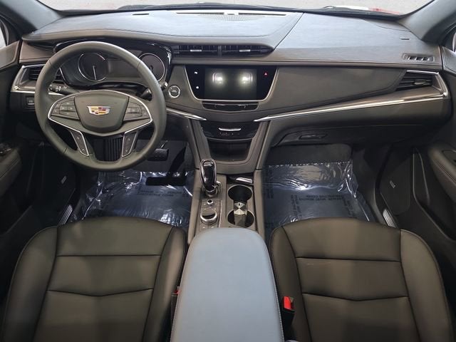 2026 Cadillac XT5 Luxury