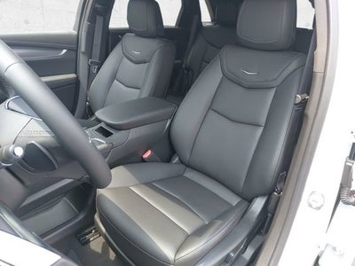 2025 Cadillac XT5 Luxury