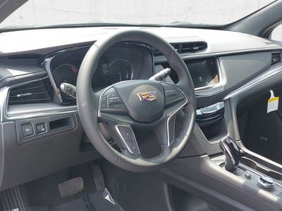 2025 Cadillac XT5 Luxury