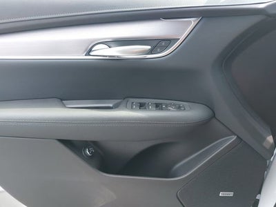 2025 Cadillac XT5 Luxury