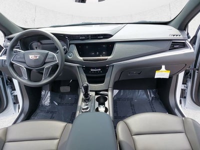 2025 Cadillac XT5 Luxury