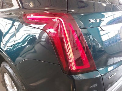 2025 Cadillac XT5 Luxury