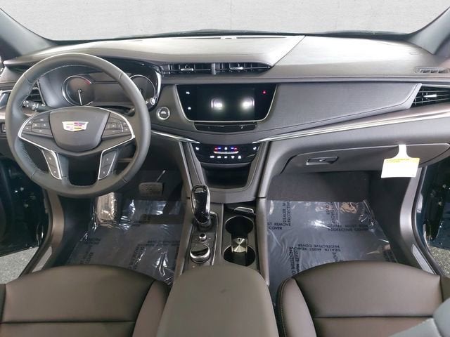 2025 Cadillac XT5 Luxury