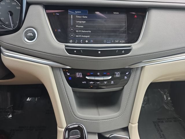 2021 Cadillac XT5 AWD Premium Luxury