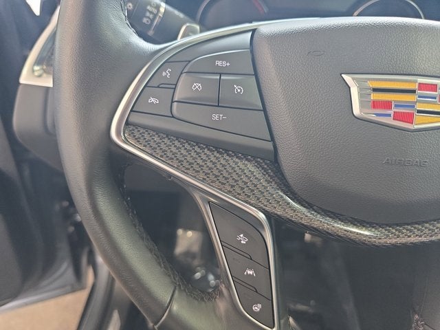 2022 Cadillac XT5 Sport