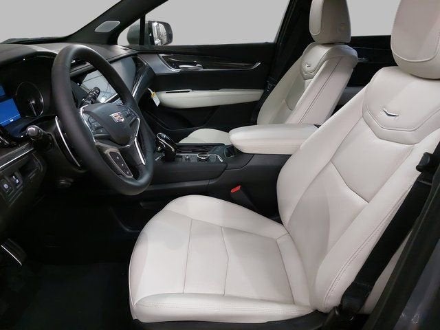 2025 Cadillac XT5 Sport