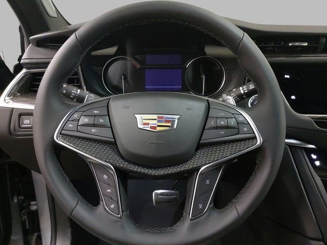 2025 Cadillac XT5 Sport