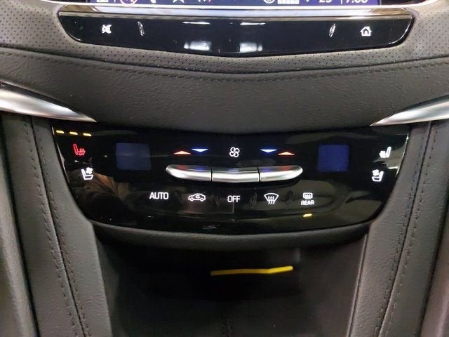 2025 Cadillac XT5 Sport