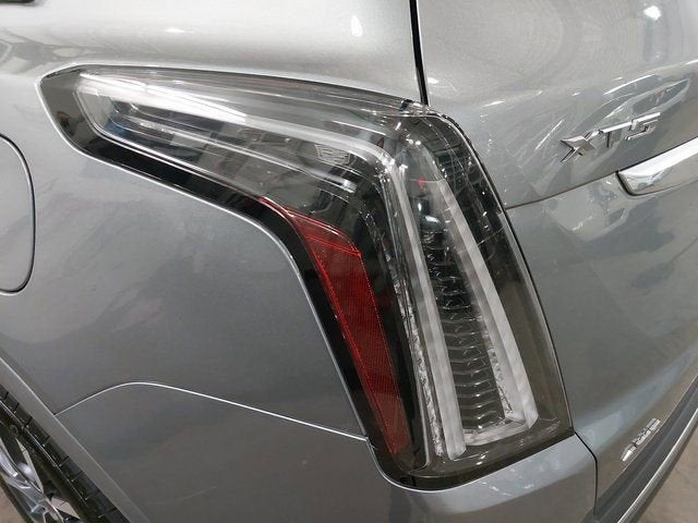 2025 Cadillac XT5 Sport