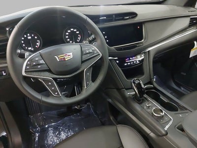 2025 Cadillac XT5 Sport