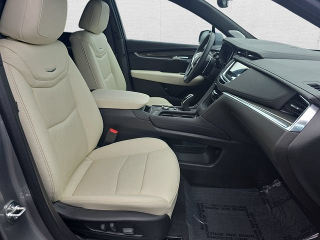 2026 Cadillac XT5 Sport