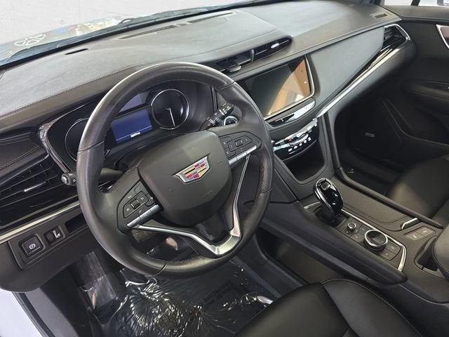 2022 Cadillac XT6 Luxury