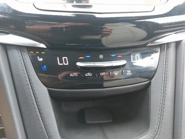 2025 Cadillac XT6 Sport