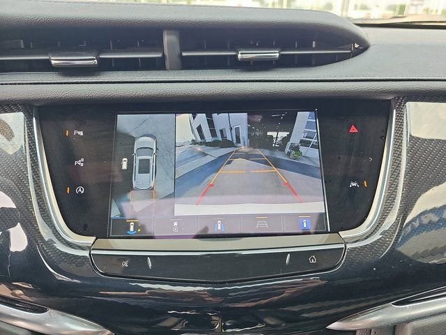 2025 Cadillac XT6 Sport