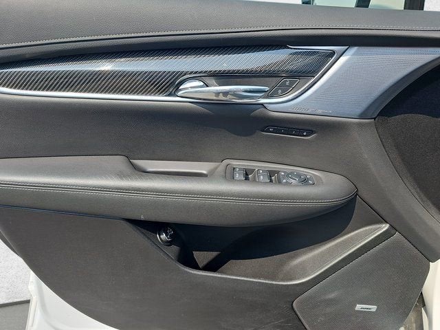 2025 Cadillac XT6 Sport