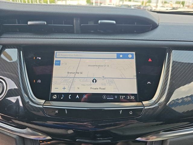 2025 Cadillac XT6 Sport