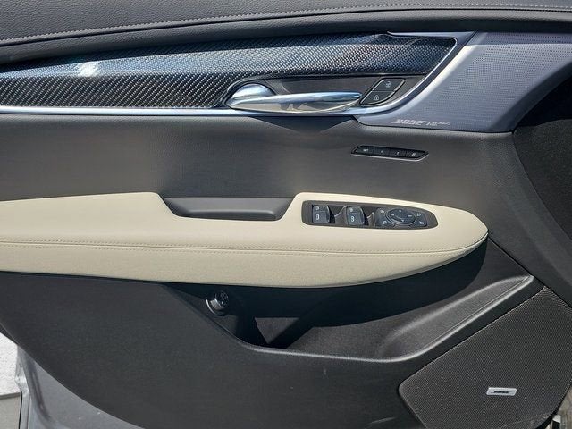 2025 Cadillac XT6 Sport