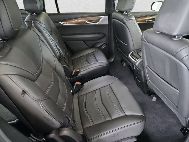 2025 Cadillac XT6 Sport